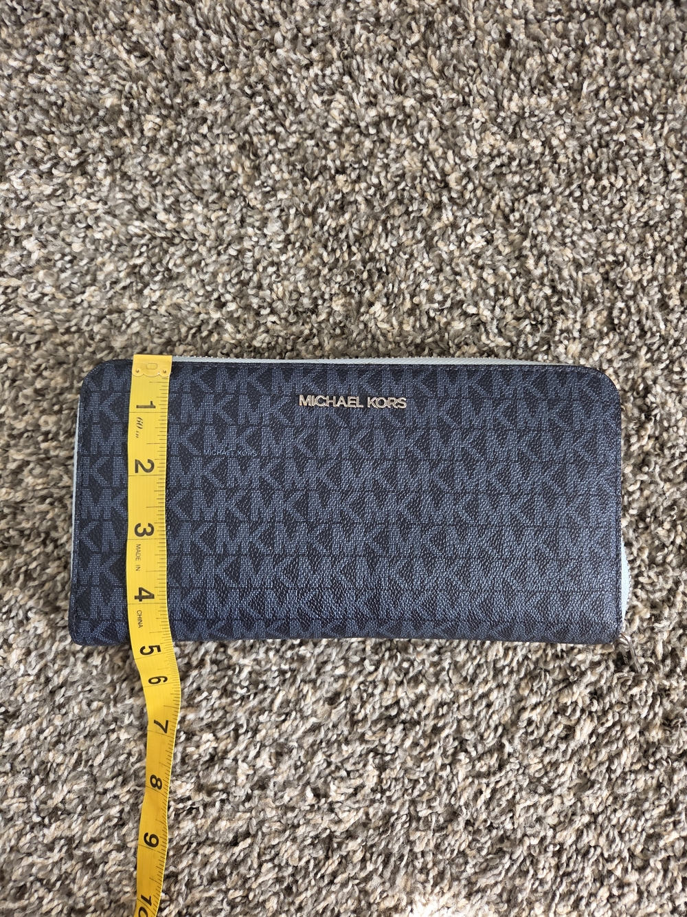 Michael Kors Navy Saffiano Tote with Michael Kors Logo Zip Wallet. #SW - Picture 6 of 16